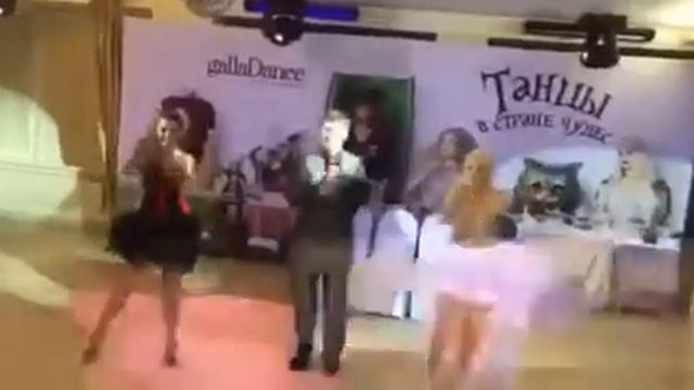 Хмуриться не надо, Лада!