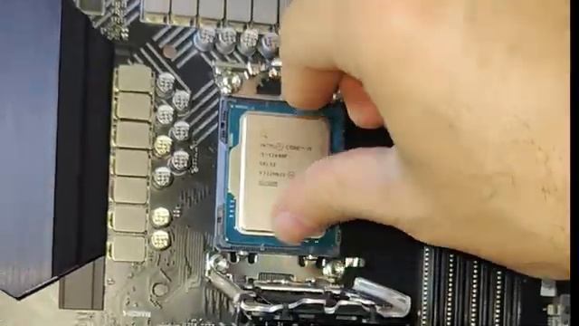 Лучший игровой пк за 60к с Авито ! Мощный игровой пк за 60 000 рублей с Высоким FPS ! смотреть онлайн