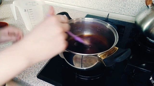 Карамельный соус. Готовим солёную карамель) смотреть онлайн