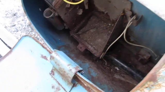 Мотороллер Вятка ВП-150 1962г. 30 лет простоя в гараже. смотреть онлайн