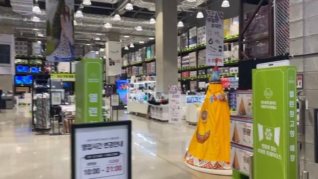 Подготовка к Новому году в Корее - закупились на все деньги!?Катя и Кюдэ/Южная Корея/Влог смотреть онлайн