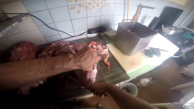 Разделка свиной головы смотреть онлайн