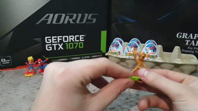 Распаковка Киндер Сюрпризов Серия МАРВЕЛ смотреть онлайн