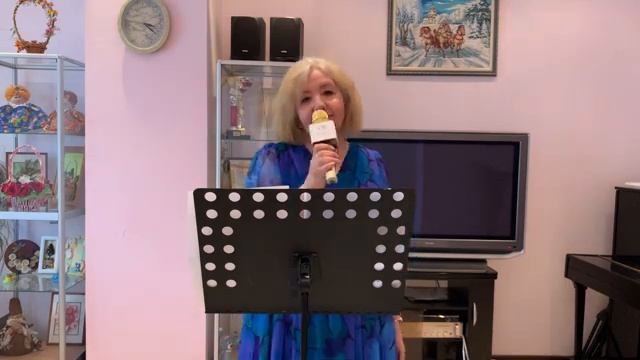 ЦВЕТЫ, РОМАНТИКА, ЛЮБОВЬ! смотреть онлайн