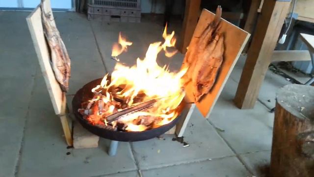 Ужин Удался! / Fish on fire смотреть онлайн