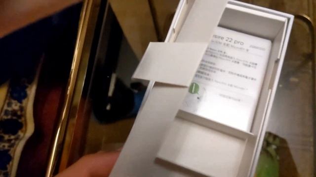 ЭКСКЛЮЗИВ! ПЕРВАЯ РАСПАКОВКА HTC Desire 22 Pro НА РУССКОМ!