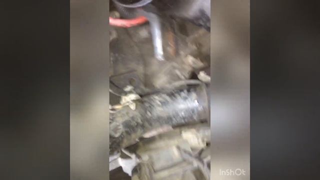 Тойота Versa как снять стартер.mp4