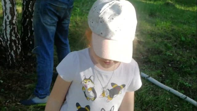 Сделали огромные качели в лесу - 6 метров! Смотри как... смотреть онлайн