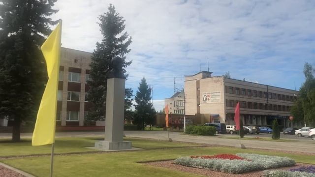 Памятник Ленину, ДШИ, г. Подпорожье смотреть онлайн