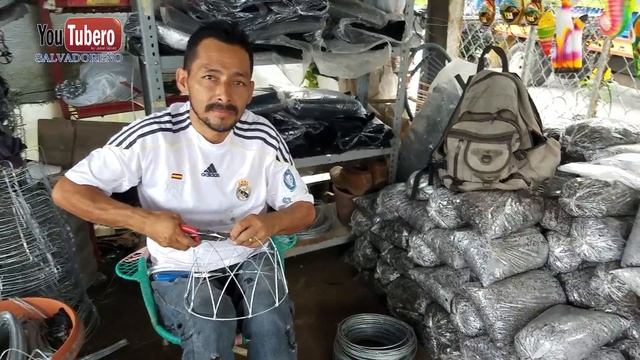 Como se elaboran las Canastas para Jardin y los viveros de planta Parte 1 el salvador svl смотреть онлайн
