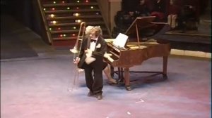Musical excentrics.Ella Zapashnaya эксцентрика