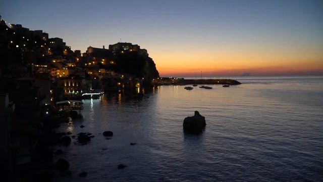 Очень красивый закат на побережье. смотреть онлайн