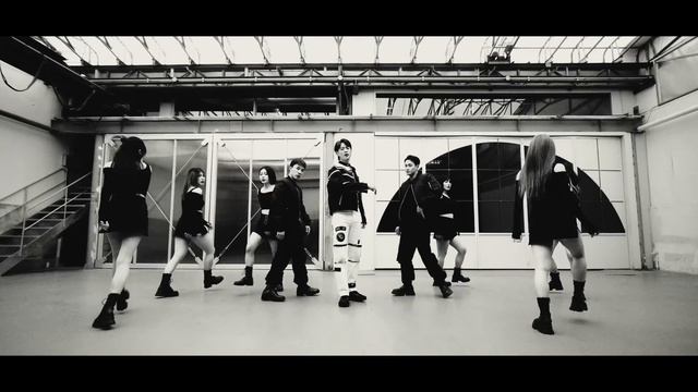 MINHO 민호 '놓아줘 (Chase)' Performance Video