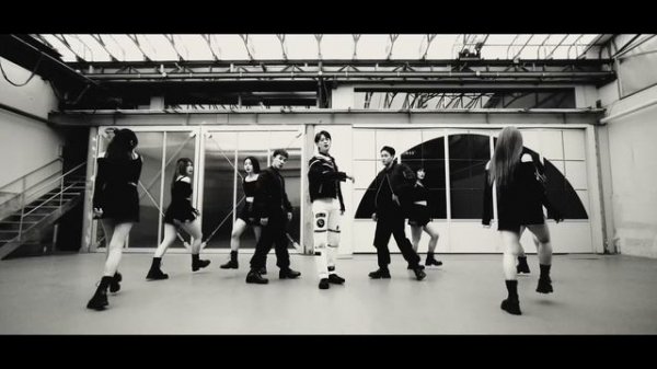 MINHO 민호 '놓아줘 (Chase)' Performance Video