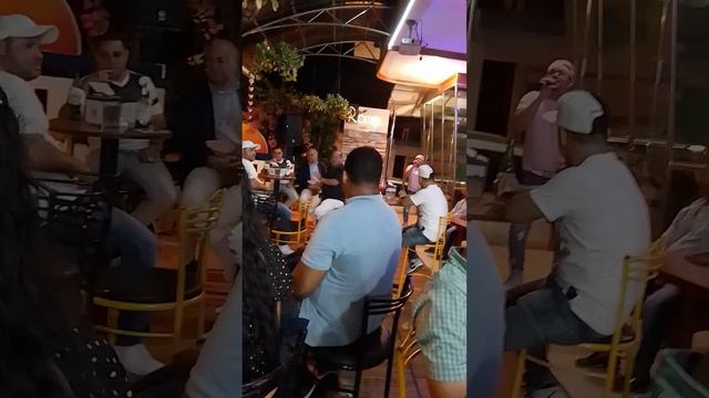 Vicente.espinal.apollando.lo.talento.democa.en.restauran.romano.lo.mejor.de.moca смотреть онлайн