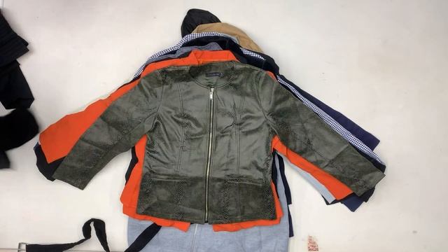 800-008 #1343 Пиджаки, куртки женские Крем Всесезон ОАЭ смотреть онлайн