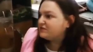 Кассирша потребовала заплатить 1000 500 400 78 рублей