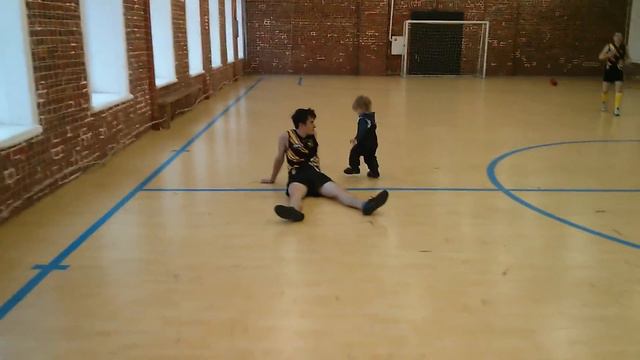 Тренировка Котов в зале