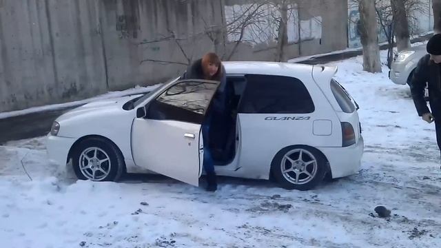 Starletka смотреть онлайн