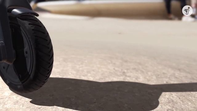 Segway E22 Series KickScooter смотреть онлайн