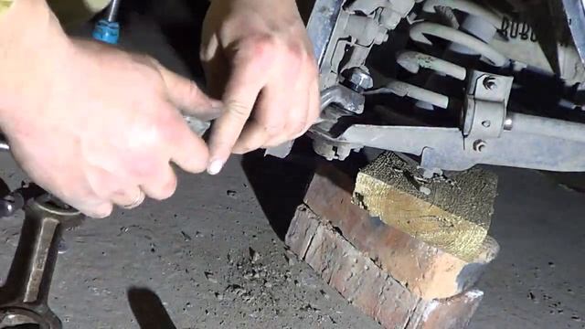 Как снять Шаровую на классике Замена шаровой опоры нижней ВАЗ 2105 Классика 2017 смотреть онлайн