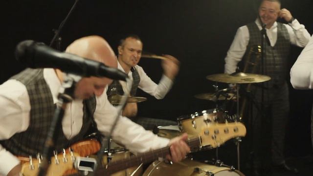 Группа "Елы-Палы" - Обстановка по кайфу смотреть онлайн