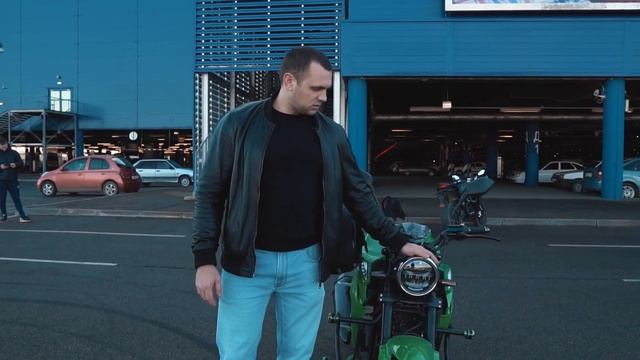 Электрический мотоцикл Kawasaki z1000. Электробайк 5000 ватт обзор смотреть онлайн