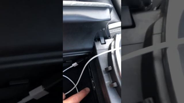 Carlinkit Apple CarPlay Mercedes W205 C63s.