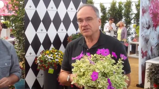 Doug from BHG at Spring Trials смотреть онлайн