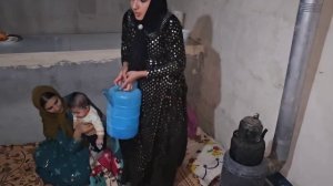 Nomadic Community: Maryam's encounter with a homeless mother and her babies