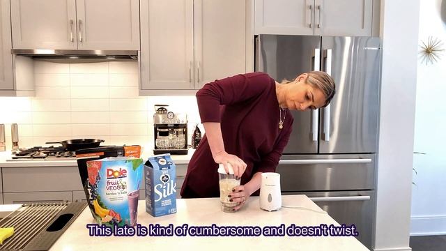Hamilton Beach Personal Blender for Shakes and Smoothies with 14oz Travel Cup and Lid, White смотреть онлайн