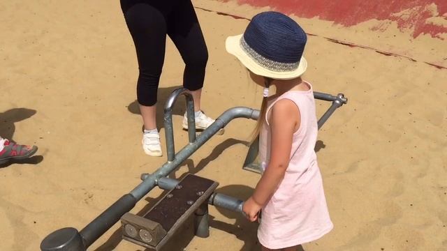 С Ребёнком в Парке Галицкого. Краснодар. Развлечения для ребёнка в нашем новом парке смотреть онлайн