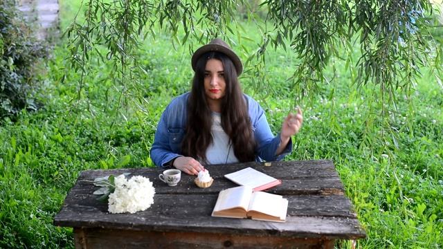Afternoon Tea Book Tag ☕ смотреть онлайн