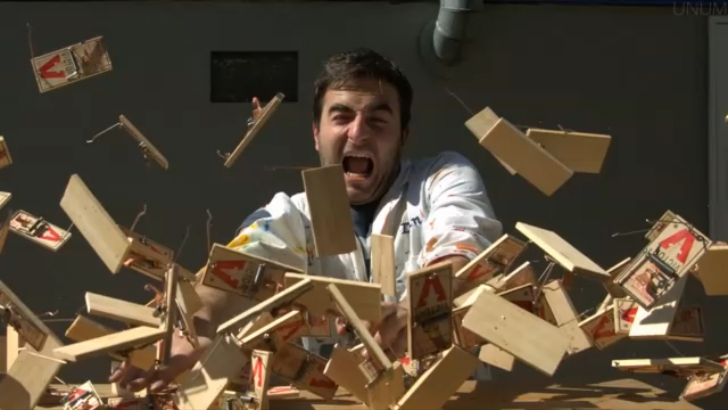 The Slow Mo Guys на Русском (Выпуск # 20) смотреть онлайн