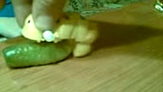 РЖАЧЬ,ГУСЕНИЦА И ОГУРЕЦ!!! смотреть онлайн