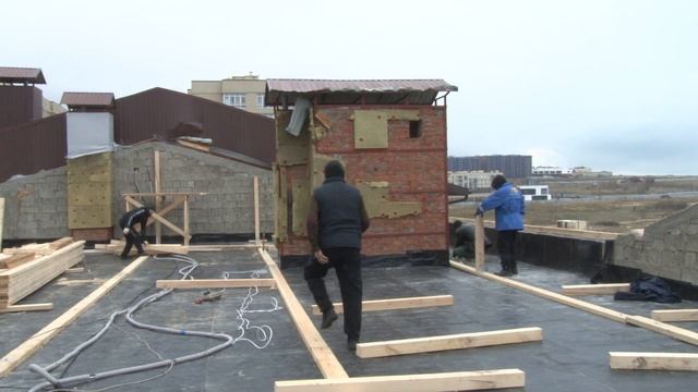 Ремонт кровли дома на Ленина 180 идет согласно графику смотреть онлайн