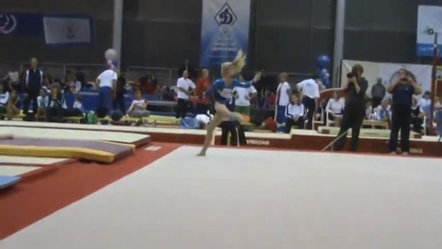 Rumbutis Yulia SWE Voronin Cup 2010 FX смотреть онлайн