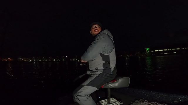 Solo Urban Stealth Truck Camping! (River Fishing) смотреть онлайн