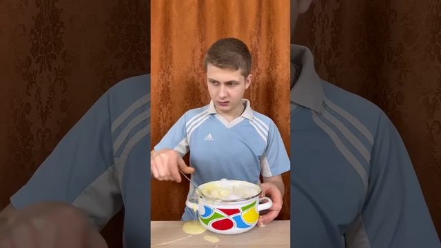 А вы так делали? #мороженое #снег смотреть онлайн