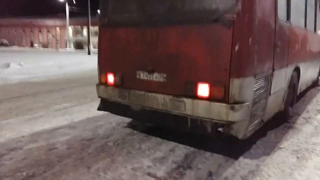 Светлой памяти Вытегорского Икаруса. легендарный звук автобуса который прошёл больше 3000000 км. смотреть онлайн