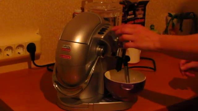 Промывка кофемашины Di Maestri P06 La Prima. Часть 1 смотреть онлайн