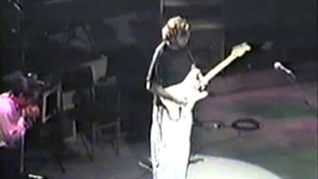 Eric Clapton - "Groaning The Blues" Philadelphia 1995 смотреть онлайн