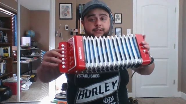 HOHNER KIDS ACCORDION REVIEW смотреть онлайн