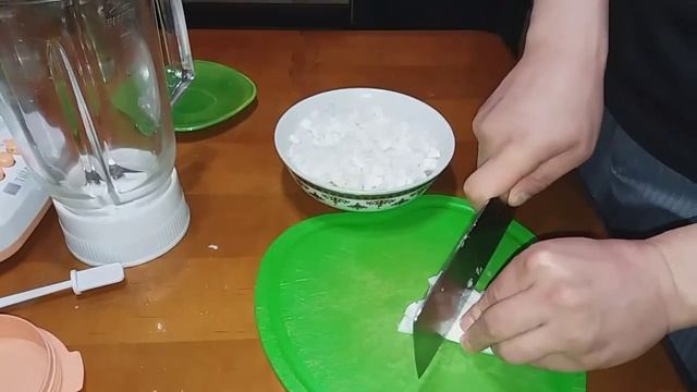 Как сделать кокосовое молочко, стружку, и как почистить смотреть онлайн