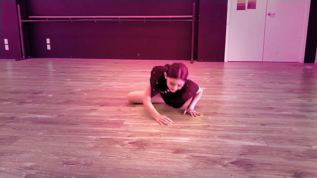 SNAP CLAP - Age 12 Jazz Solo смотреть онлайн