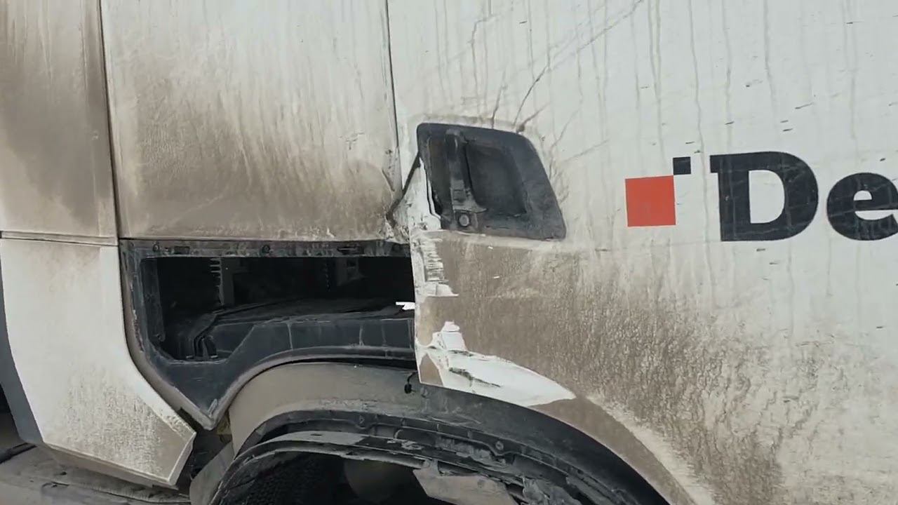 Scania S500 — ДТП по глупости.