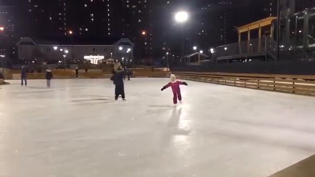 Каток в Меге Химки. смотреть онлайн