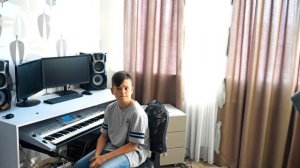 Кирилл НАПИСАЛ ПЕСНЮ для Маши!!!