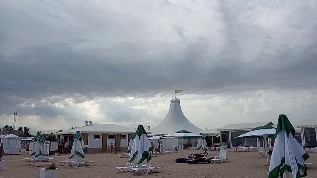 Крым. Евпатория. 3 июля 2019г. Пляж Лазурный Берег. смотреть онлайн