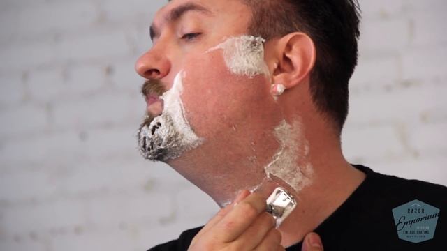 Wet Shave First Shave with a Gillette Adjustable Rhodium Revamp Toggle смотреть онлайн